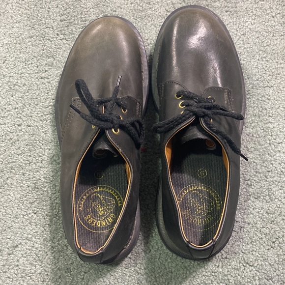 Grinders Made in England doc Marten style lug sole Shoes Mismatched sizes - Picture 4 of 8